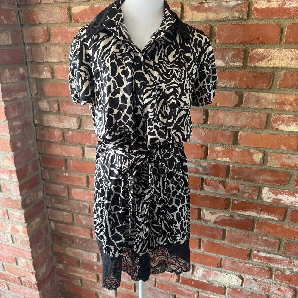 Silky Black and White Animal Print Slip Collared Dress